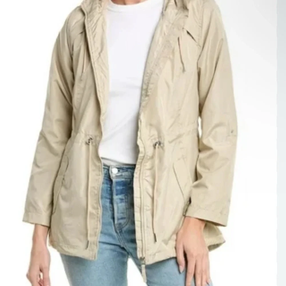 Big Chill Women's Beige Hooded Water Resist Windbreaker cinchwaist Jacket Small - Picture 1 of 16